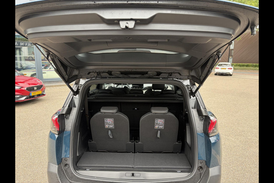 Peugeot 5008 1.2 GT HYBRID 136 7 PERSOONS| VAN:33.900,- VOOR:29.877,- UW HERFSTVOORDEEL:4.023,-| ADAPTIVE CRUISE CONTROL| 12.000KM! | STOELVERWARMING| RIJKLAARPRIJS INCL. 12 MND BOVAG GARANTIE|