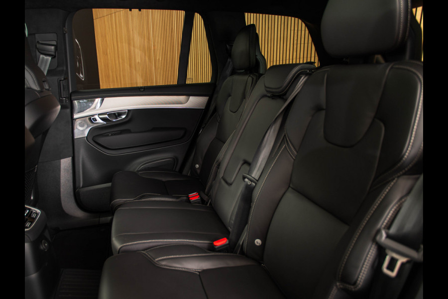 Volvo XC90 2.0 T8 Plug-in hybrid AWD Ultra Black Edition B&W | 22" | TREKHAAK | LUCHTVERING | MASSAGE