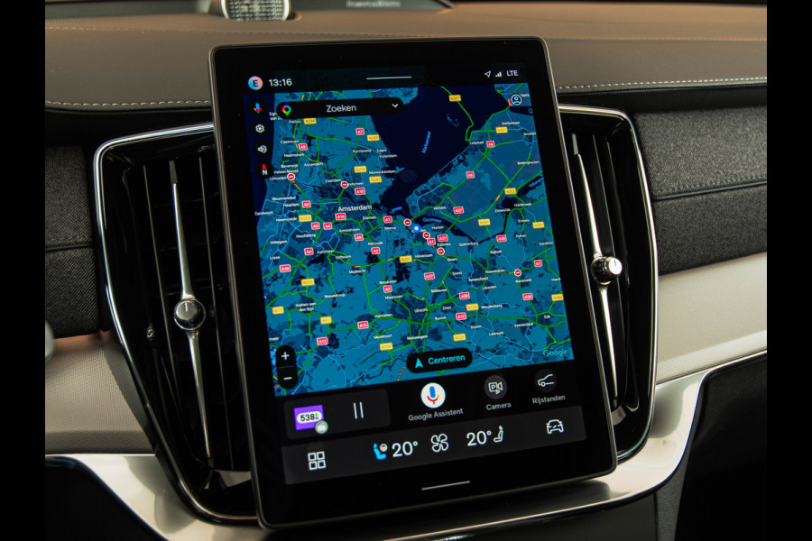 Volvo XC90 2.0 T8 Plug-in hybrid AWD Ultra Black Edition B&W | 22" | TREKHAAK | LUCHTVERING | MASSAGE