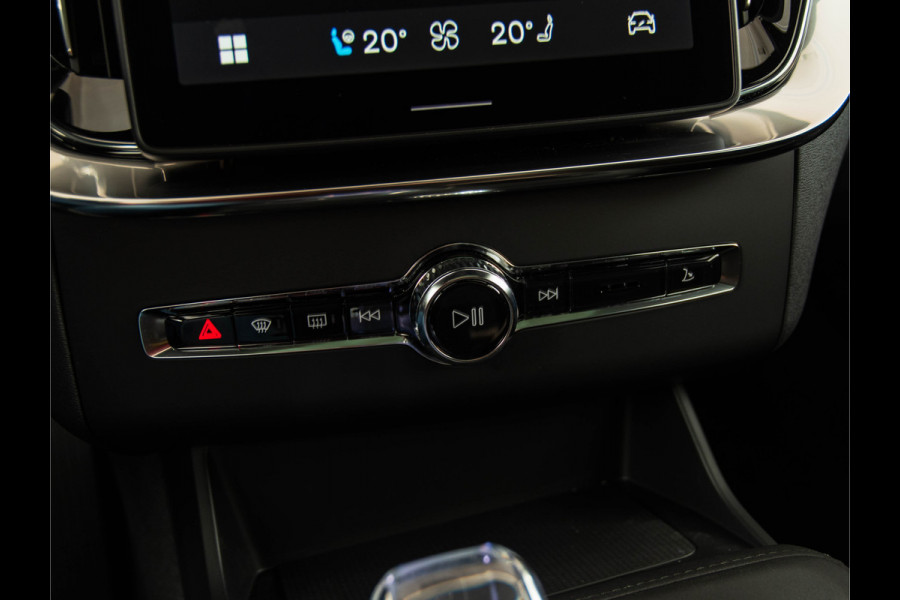 Volvo XC90 2.0 T8 Plug-in hybrid AWD Ultra Black Edition B&W | 22" | TREKHAAK | LUCHTVERING | MASSAGE
