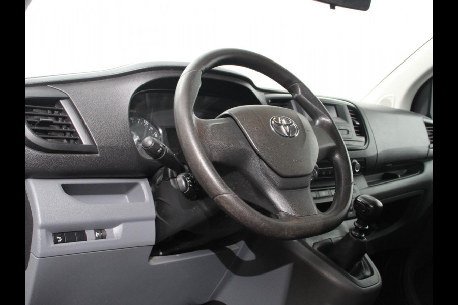 Toyota Proace Shuttle 1.5 D-4D Cool Comfort Lang 9 Persoons Stoelverwarming Cruise Control Parkeersensoren DAB Bluetooth Airco