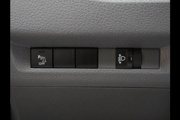 Toyota Proace Shuttle 1.5 D-4D Cool Comfort Lang 9 Persoons Stoelverwarming Cruise Control Parkeersensoren DAB Bluetooth Airco