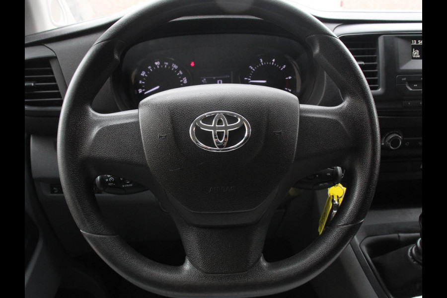 Toyota Proace Shuttle 1.5 D-4D Cool Comfort Lang 9 Persoons Stoelverwarming Cruise Control Parkeersensoren DAB Bluetooth Airco