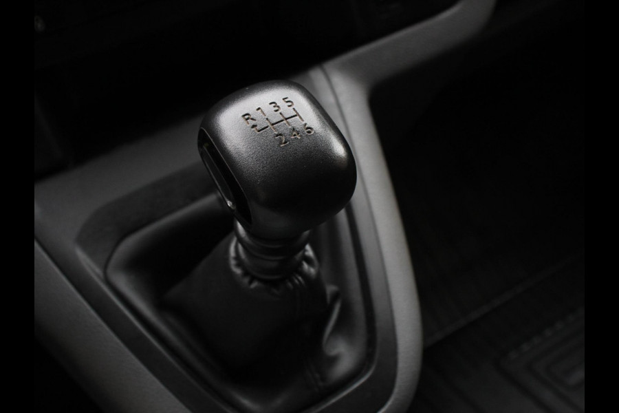Toyota Proace Shuttle 1.5 D-4D Cool Comfort Lang 9 Persoons Stoelverwarming Cruise Control Parkeersensoren DAB Bluetooth Airco