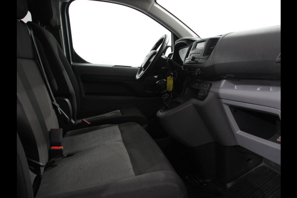 Toyota Proace Shuttle 1.5 D-4D Cool Comfort Lang 9 Persoons Stoelverwarming Cruise Control Parkeersensoren DAB Bluetooth Airco