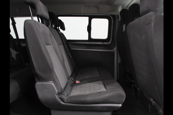 Toyota Proace Shuttle 1.5 D-4D Cool Comfort Lang 9 Persoons Stoelverwarming Cruise Control Parkeersensoren DAB Bluetooth Airco