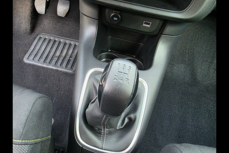 Citroën C3 1.2 PureTech C-Series Carplay, LED