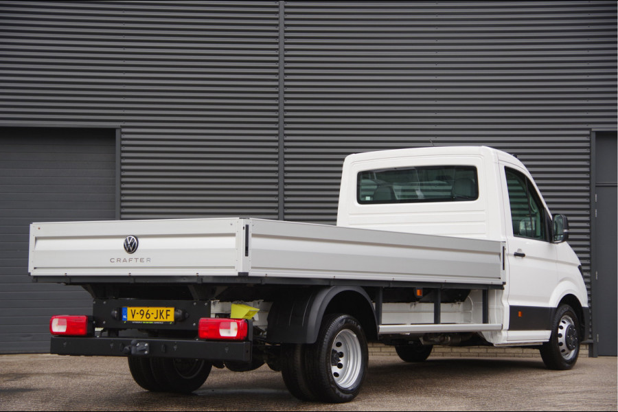 Volkswagen Crafter 50 2.0 TDI L4, N1! DUBBELLUCHT OPEN LAADBAK, 3.5T TREKHAAK, FACELIFT, CAMERA, PARKEERSENSOREN, CARPLAY, CLIMA, NL AUTO, NAP, PIC