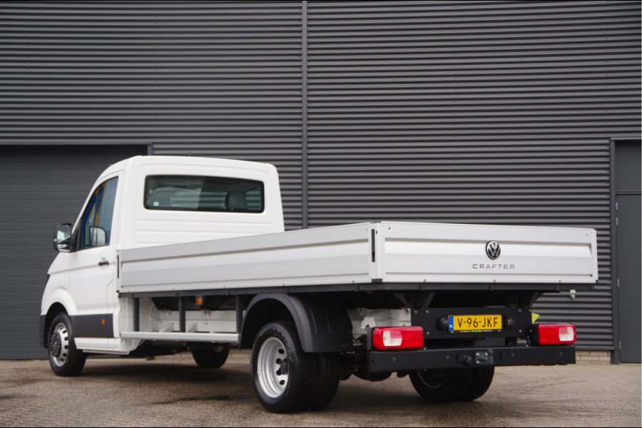 Volkswagen Crafter 50 2.0 TDI L4, N1! DUBBELLUCHT OPEN LAADBAK, 3.5T TREKHAAK, FACELIFT, CAMERA, PARKEERSENSOREN, CARPLAY, CLIMA, NL AUTO, NAP, PIC