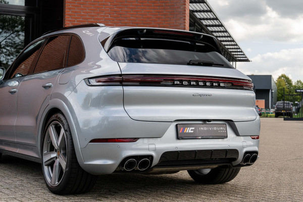 Porsche Cayenne 3.0 E-Hybrid SportDesign 4-Wielsturing InnoDrive