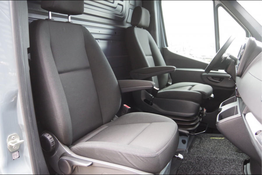 Mercedes-Benz Sprinter 317 1.9 CDI L2H2 AUT. STOELVERWARMING, STANDKACHEL, CAMERA, CRUISE, CLIMA, PARKEERSENSOREN, MISTLAMPEN