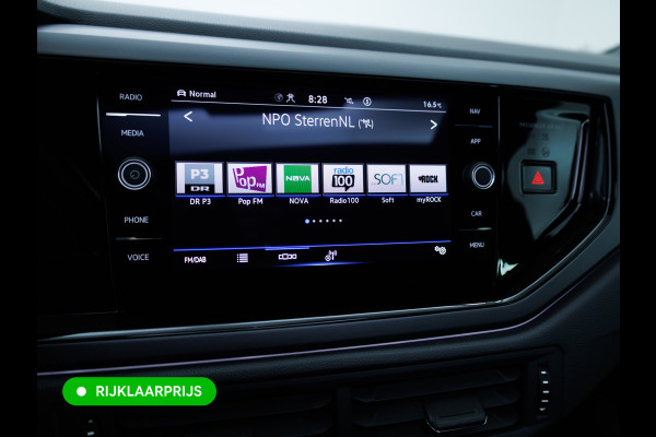 Volkswagen Polo 1.0 TSI R-Line Buss. 110 PK | Panok | Stoelverwarming | Adapt. Cruise | Travel Assist | Led | Sfeerverlichting| Automatisch inparkeren, Grootlicht assistent, Side assist, Apple Carplay/Android auto