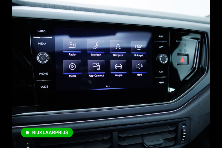 Volkswagen Polo 1.0 TSI R-Line Buss. 110 PK | Panok | Stoelverwarming | Adapt. Cruise | Travel Assist | Led | Sfeerverlichting| Automatisch inparkeren, Grootlicht assistent, Side assist, Apple Carplay/Android auto