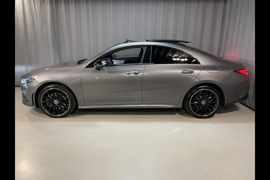 Mercedes-Benz CLA-Klasse 250 e AMG Line 19"/SOH 97%/Panoramadak/Sfeerverlichting/Keyless/Camera/Stoelverwarming