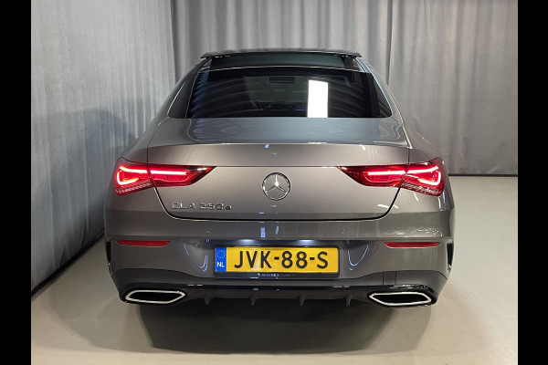 Mercedes-Benz CLA-Klasse 250 e AMG Line 19"/SOH 97%/Panoramadak/Sfeerverlichting/Keyless/Camera/Stoelverwarming