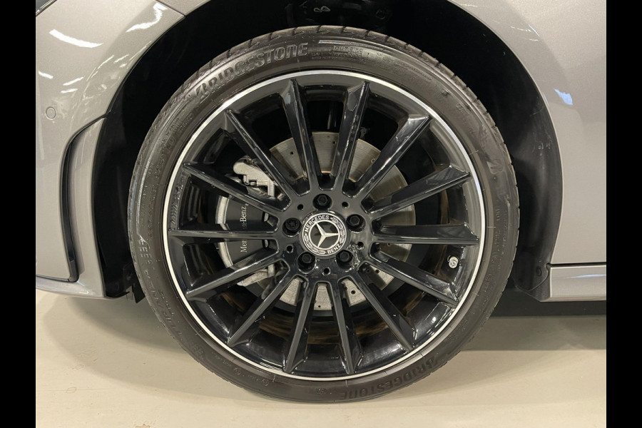 Mercedes-Benz CLA-Klasse 250 e AMG Line 19"/SOH 97%/Panoramadak/Sfeerverlichting/Keyless/Camera/Stoelverwarming