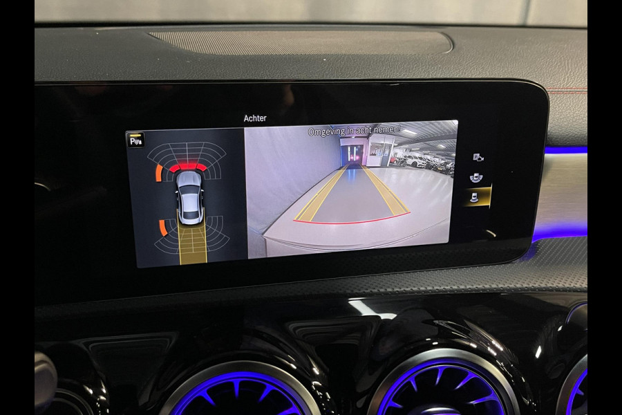 Mercedes-Benz CLA-Klasse 250 e AMG Line 19"/SOH 97%/Panoramadak/Sfeerverlichting/Keyless/Camera/Stoelverwarming