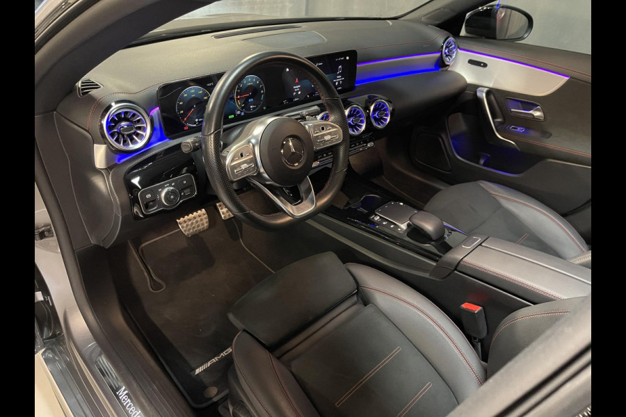 Mercedes-Benz CLA-Klasse 250 e AMG Line 19"/SOH 97%/Panoramadak/Sfeerverlichting/Keyless/Camera/Stoelverwarming