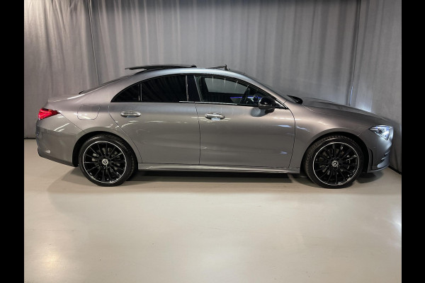 Mercedes-Benz CLA-Klasse 250 e AMG Line 19"/SOH 97%/Panoramadak/Sfeerverlichting/Keyless/Camera/Stoelverwarming