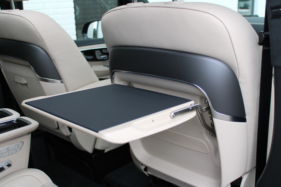 Mercedes-Benz V-Klasse 300d / AMG / Exclusive / 4-Matic / 7-Pers / Pano / Luchtv / Elec Stoel voor+achter / Burmester / Vol Opties / NIEUWSTAAT