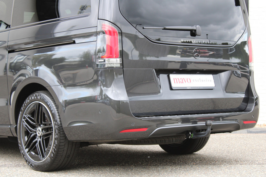 Mercedes-Benz V-Klasse 300d / AMG / Exclusive / 4-Matic / 7-Pers / Pano / Luchtv / Elec Stoel voor+achter / Burmester / Vol Opties / NIEUWSTAAT