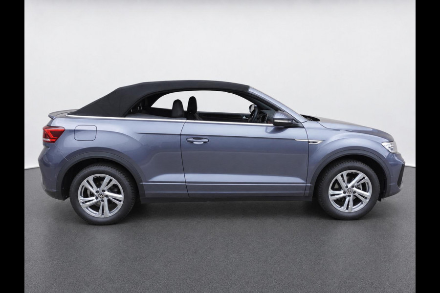 Volkswagen T-Roc Cabrio 1.5 TSI 150pk DSG R-Line Navigatie Apple Carplay / Android Auto Parkeersensoren Camera Adaptive Cruise Control Stoelverwarming Climate Control