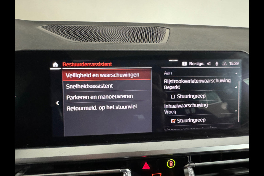 BMW 3-serie 330e High Executive Pano|Laser|Maxton|Kleppensysteem