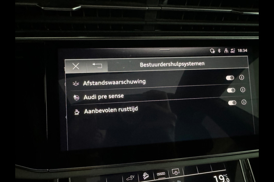 Audi Q8 60 TFSI e quattro S Line Compet Pano|Sfeer|Cruise