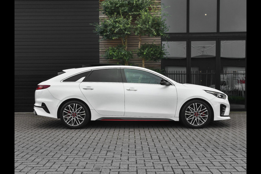 Kia ProCeed 1.6 T-GDI GT Line Panoramadak Alcantara Camera Navi