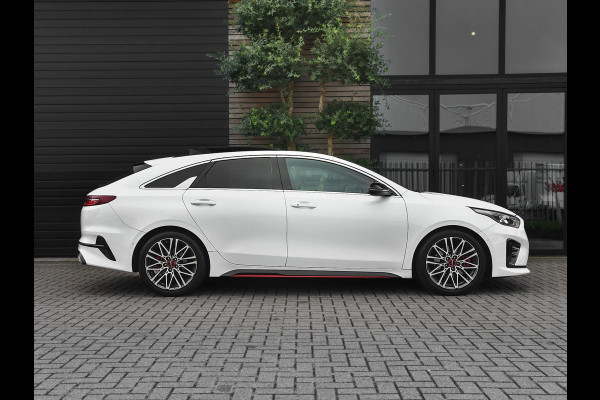 Kia ProCeed 1.6 T-GDI GT Line Panoramadak Alcantara Camera Navi
