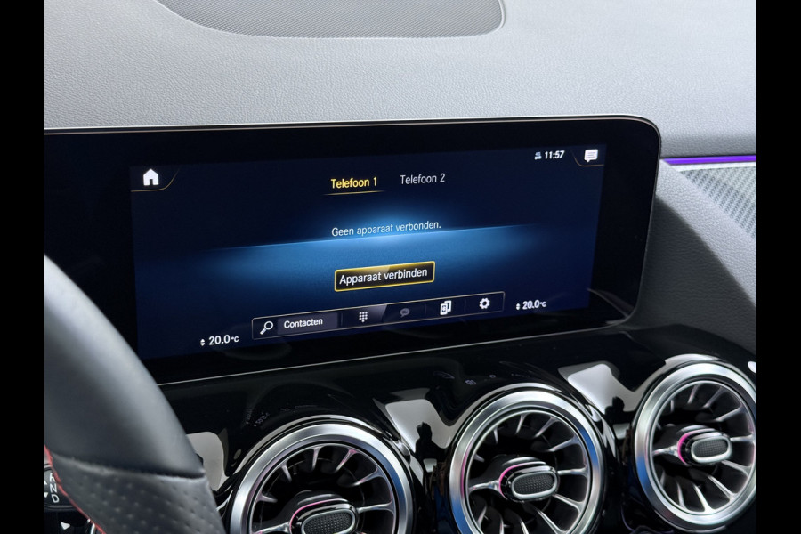 Mercedes-Benz GLA 180 AMG line | Pano Memory Multibeam Keyless