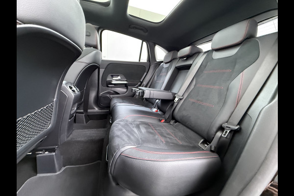 Mercedes-Benz GLA 180 AMG line | Pano Memory Multibeam Keyless