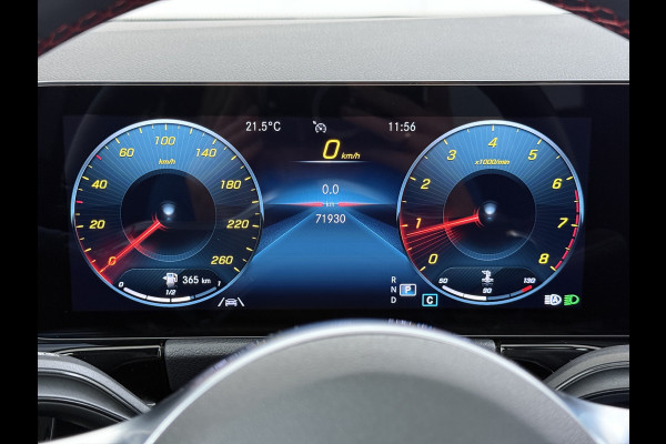 Mercedes-Benz GLA 180 AMG line | Pano Memory Multibeam Keyless
