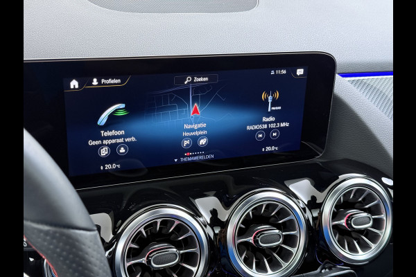 Mercedes-Benz GLA 180 AMG line | Pano Memory Multibeam Keyless
