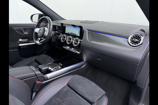 Mercedes-Benz GLA 180 AMG line | Pano Memory Multibeam Keyless