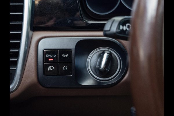 Porsche Cayenne 3.0 E-Hybrid |Chrono|Pano|Bose|Club Leder|Trekhaak