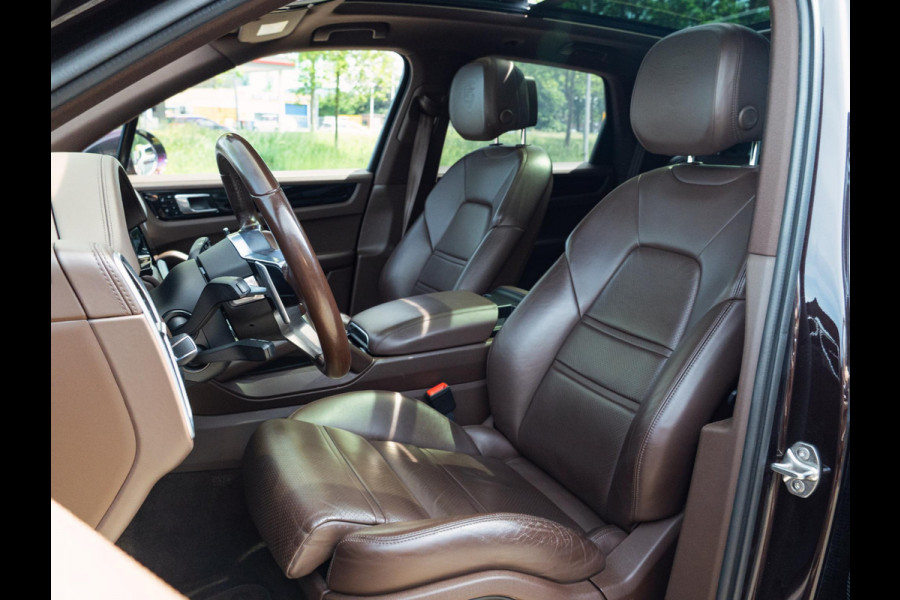 Porsche Cayenne 3.0 E-Hybrid |Chrono|Pano|Bose|Club Leder|Trekhaak