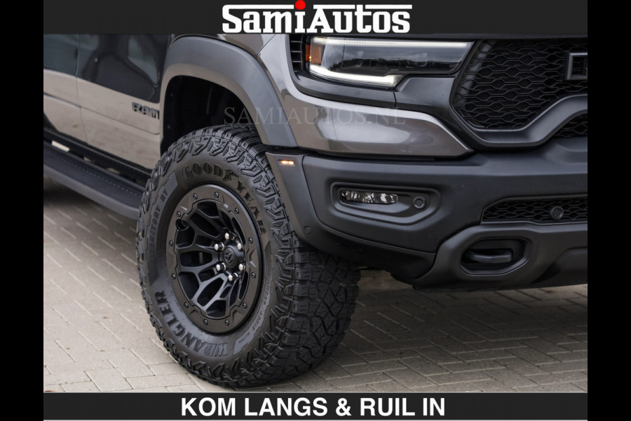Dodge Ram TRX HELLCAT 712 PK 6.2 V8 SUPERCHARGER | BLACK EDITION | BOM VOL | GRANITE MET ZWART LEDER RODE STIKSELS | CREW CAB DUBBELE CABINE DC | 5 PERSOONS GRIJS KENTEKEN |