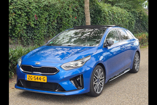 Kia ProCeed T-GDI GT-PlusLine VOL OPTIE Panorama Keyless LED ACC Line Assist Camera 1.4 T