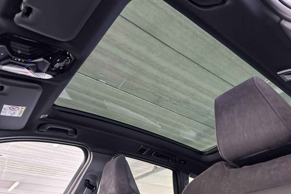 BMW X3 30e xDrive M-Sport Pano Trekhaak ACC H/K HUD 360 E-zetels