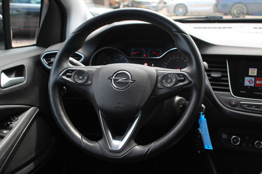 Opel Crossland X 1.2 Turbo Ultimate / NL Auto! / 1e Eign. / Camera / CarPlay / LED / 17'' / Stoel+Stuurverwarming / Dodehoek / DAB / Cruise Control