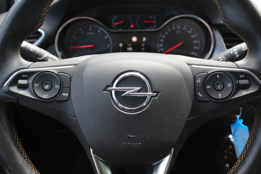 Opel Crossland X 1.2 Turbo Ultimate / NL Auto! / 1e Eign. / Camera / CarPlay / LED / 17'' / Stoel+Stuurverwarming / Dodehoek / DAB / Cruise Control
