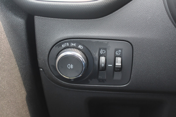 Opel Crossland X 1.2 Turbo Ultimate / NL Auto! / 1e Eign. / Camera / CarPlay / LED / 17'' / Stoel+Stuurverwarming / Dodehoek / DAB / Cruise Control