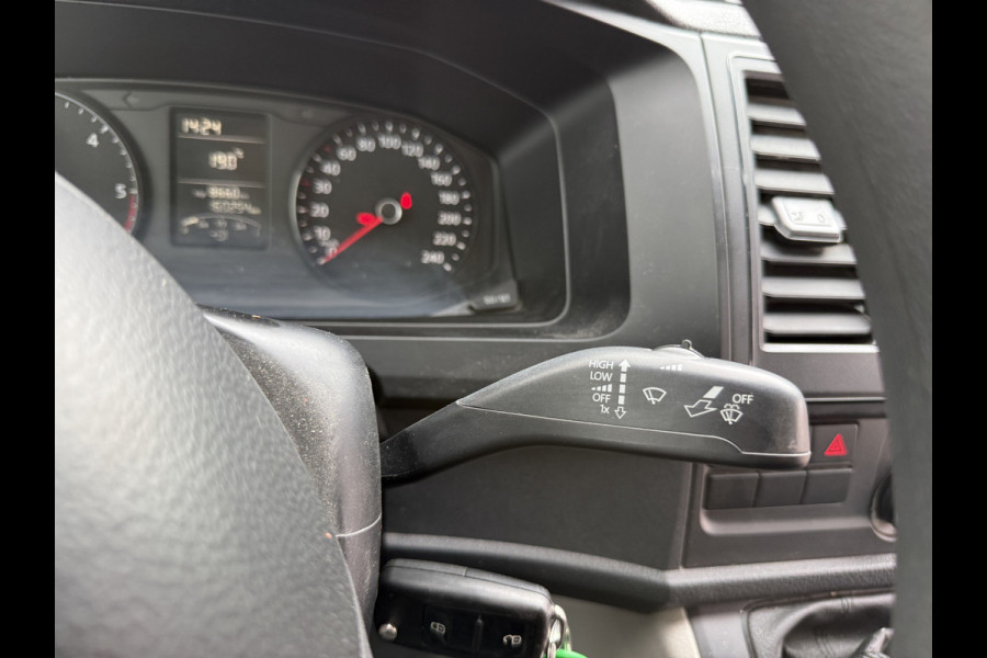 Volkswagen Transporter T6 150PK Open Laadbak Cruise Control Airco 2.2T Trekhaak Pritische Pickup Open Box