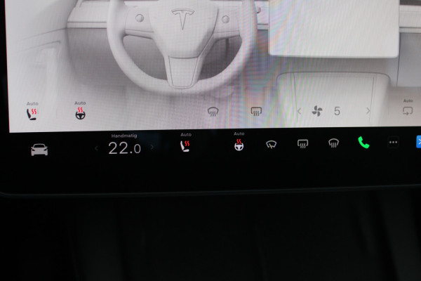 Tesla Model 3 Performance AWD 75 kWh / 1e Eign. / FACELIFT / Autopilot / Panoramadak / Camera / Leder / 20'' / Leder / Premium Audio / Warmtepomp