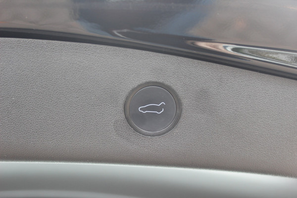 Tesla Model 3 Performance AWD 75 kWh / 1e Eign. / FACELIFT / Autopilot / Panoramadak / Camera / Leder / 20'' / Leder / Premium Audio / Warmtepomp