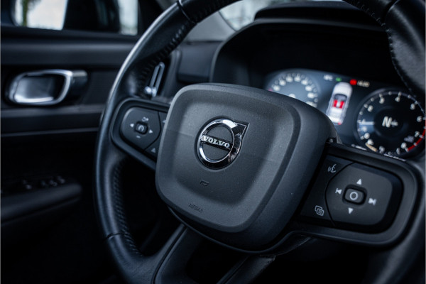 Volvo XC40 1.5 T3 ** Navigatie ** Carplay ** Camera ** Dealeronderhouden!! NAP!!