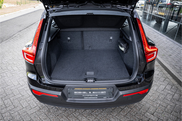 Volvo XC40 1.5 T3 ** Navigatie ** Carplay ** Camera ** Dealeronderhouden!! NAP!!