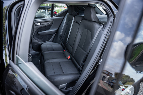 Volvo XC40 1.5 T3 ** Navigatie ** Carplay ** Camera ** Dealeronderhouden!! NAP!!
