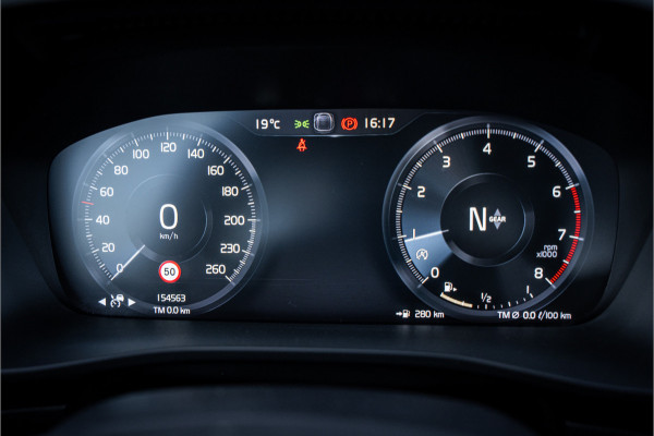 Volvo XC40 1.5 T3 ** Navigatie ** Carplay ** Camera ** Dealeronderhouden!! NAP!!